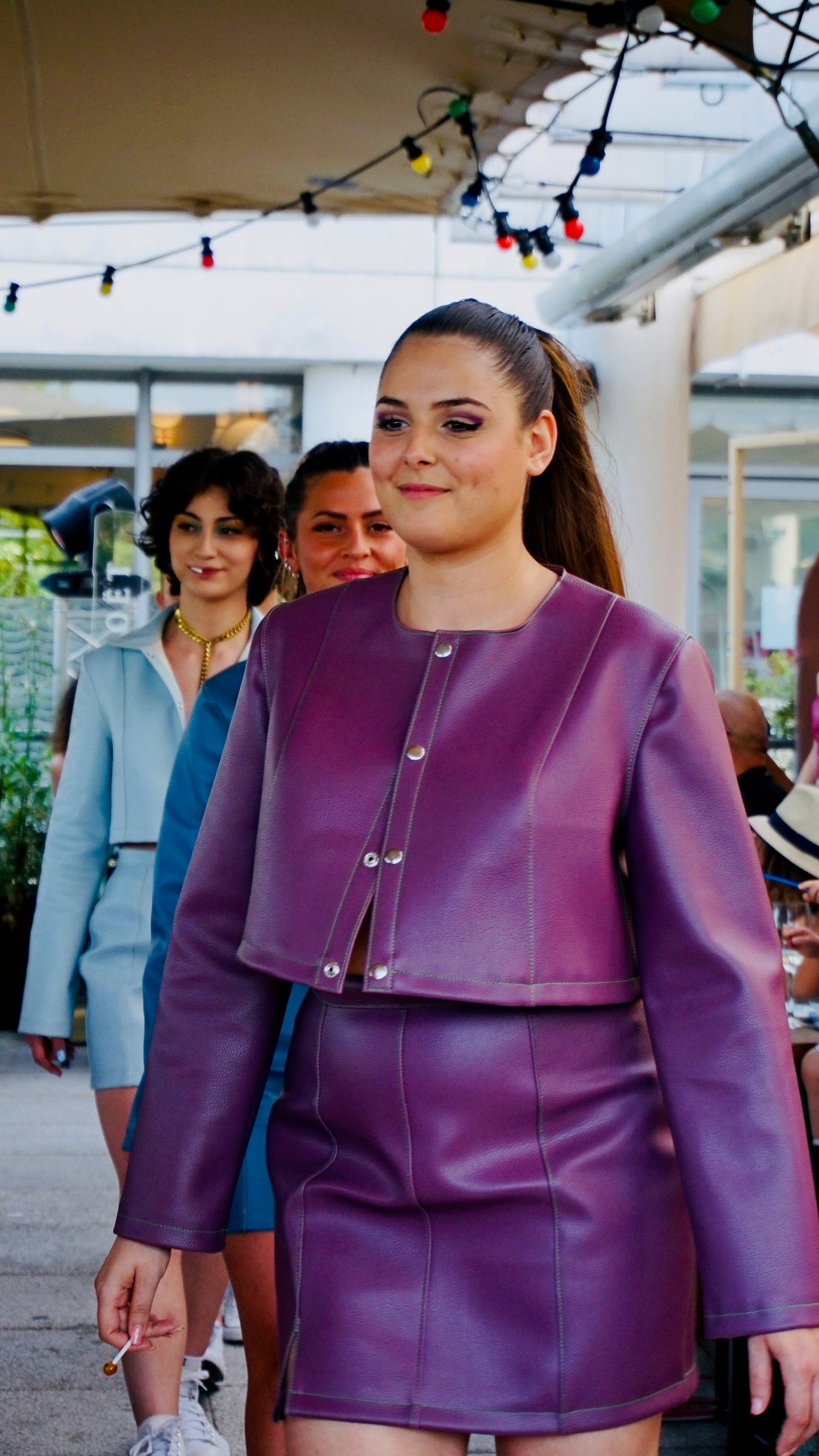 Jupe cuir violet "AUBERGINE"