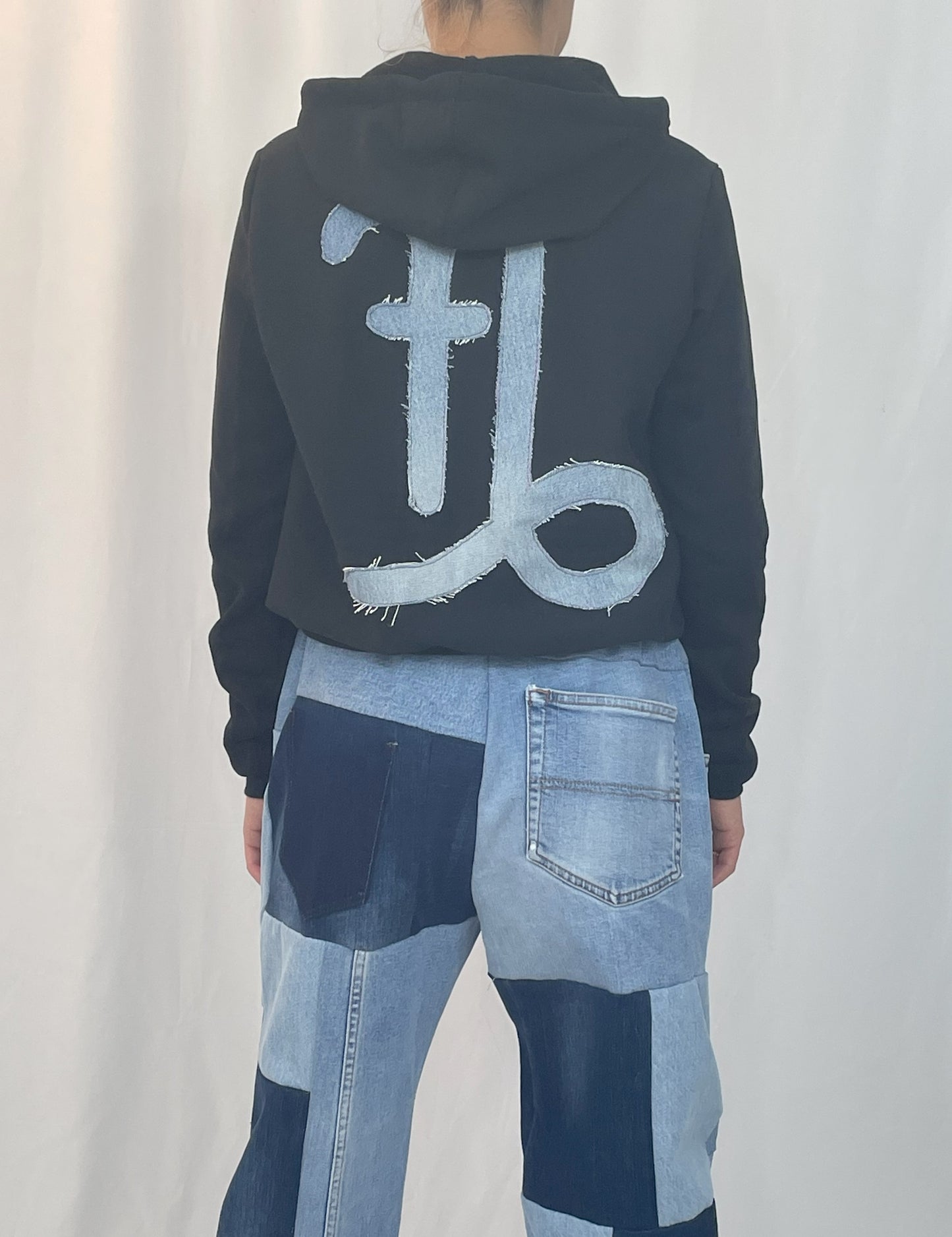 Sweat logo